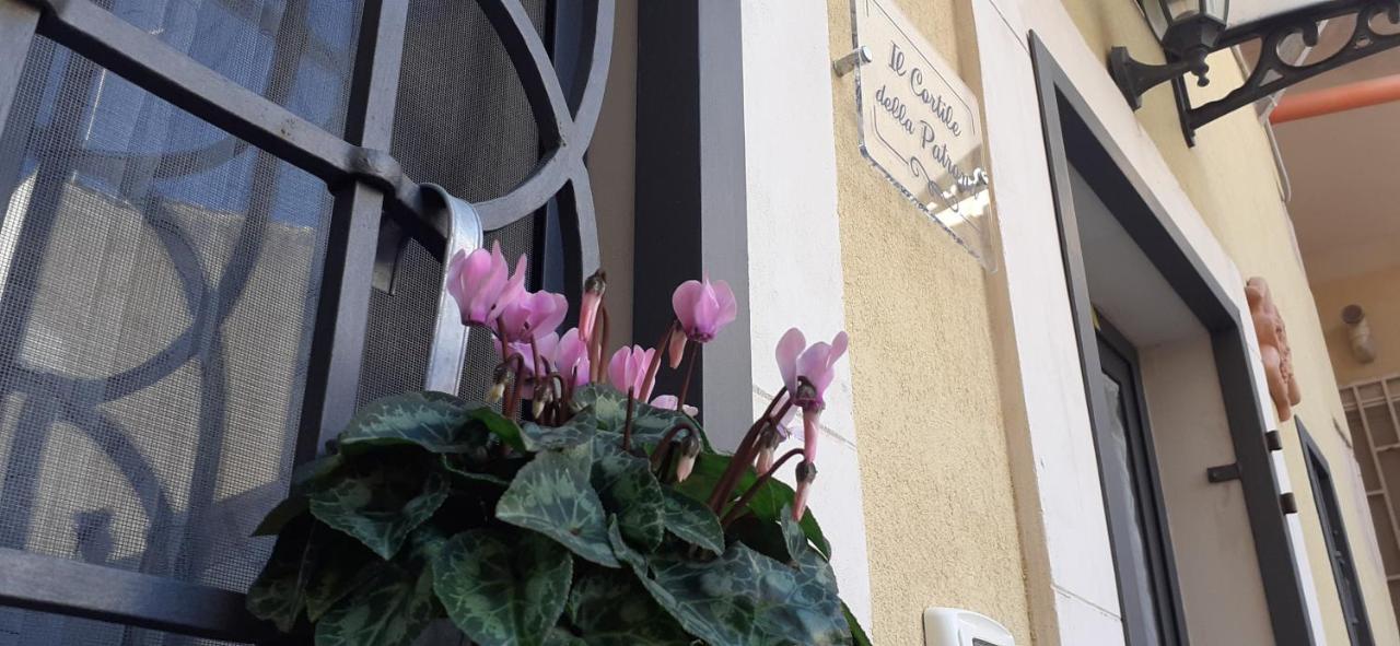 Apartamento Il Cortile Della Patrona Syracuse Exterior foto