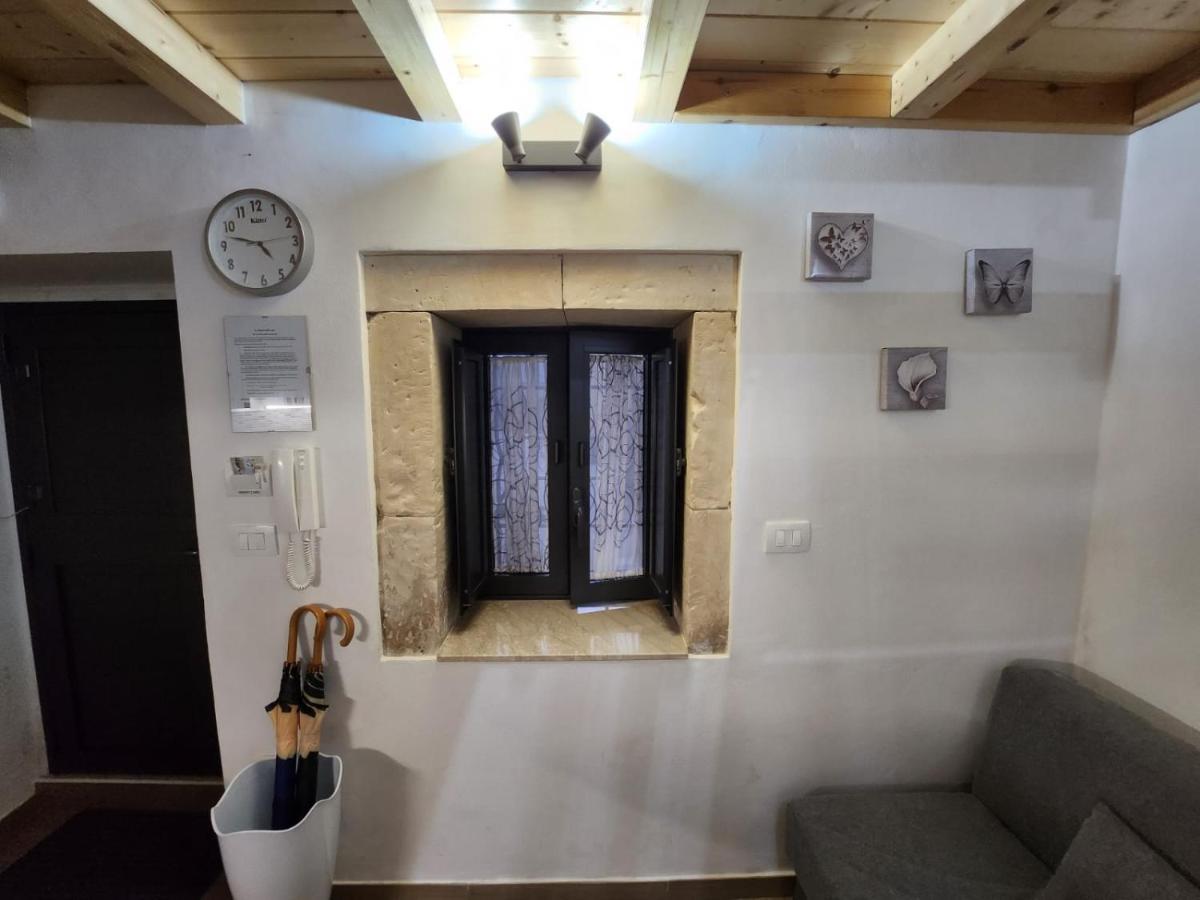 Apartamento Il Cortile Della Patrona Syracuse Exterior foto